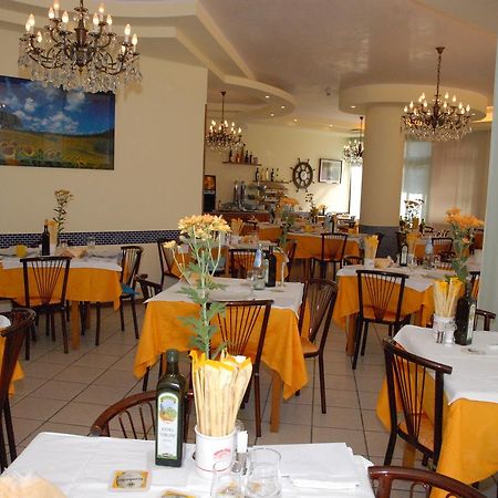 Hotel La Falena Τσέρβια Εξωτερικό φωτογραφία