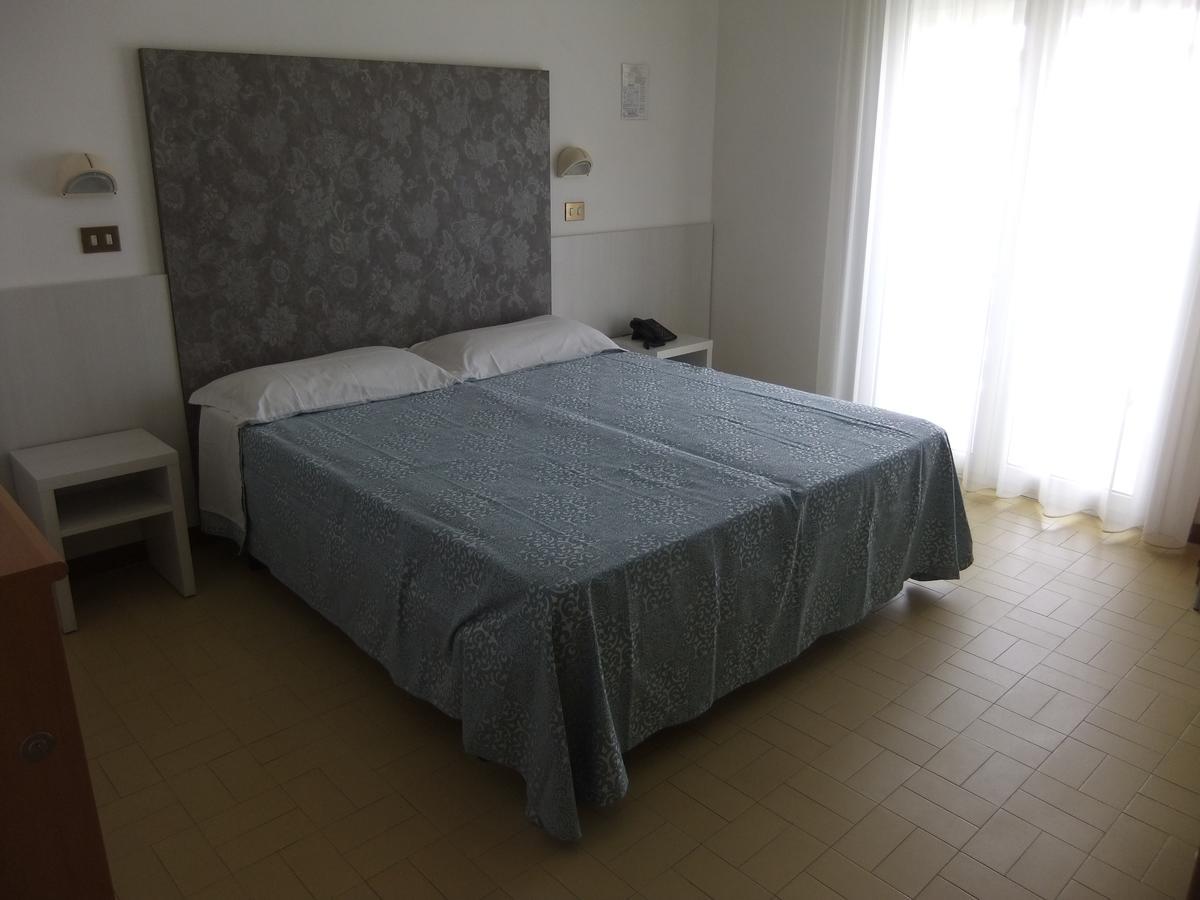 Hotel La Falena Τσέρβια Εξωτερικό φωτογραφία