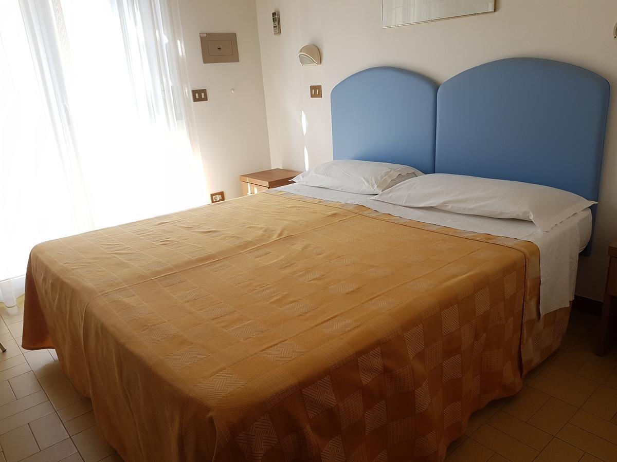 Hotel La Falena Τσέρβια Εξωτερικό φωτογραφία