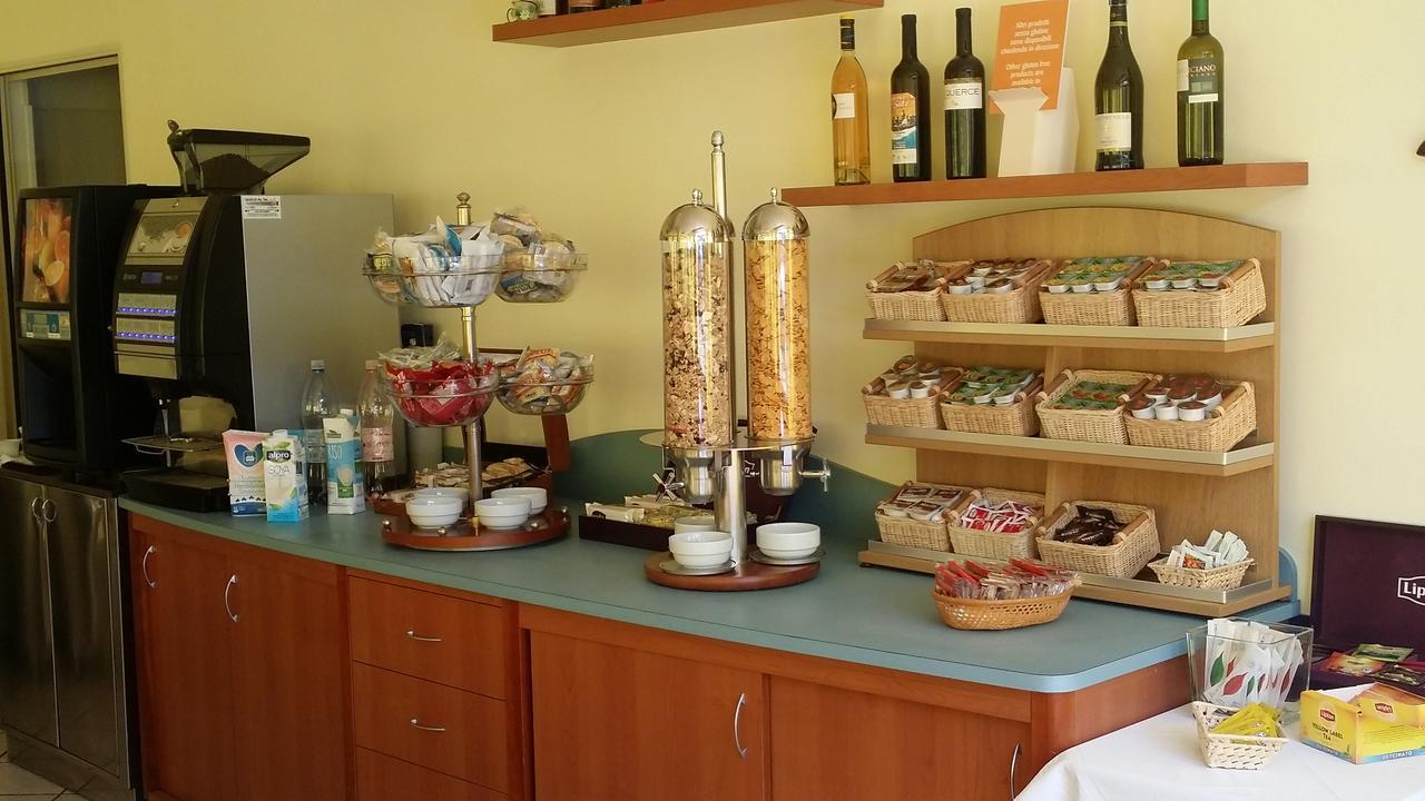 Hotel La Falena Τσέρβια Εξωτερικό φωτογραφία