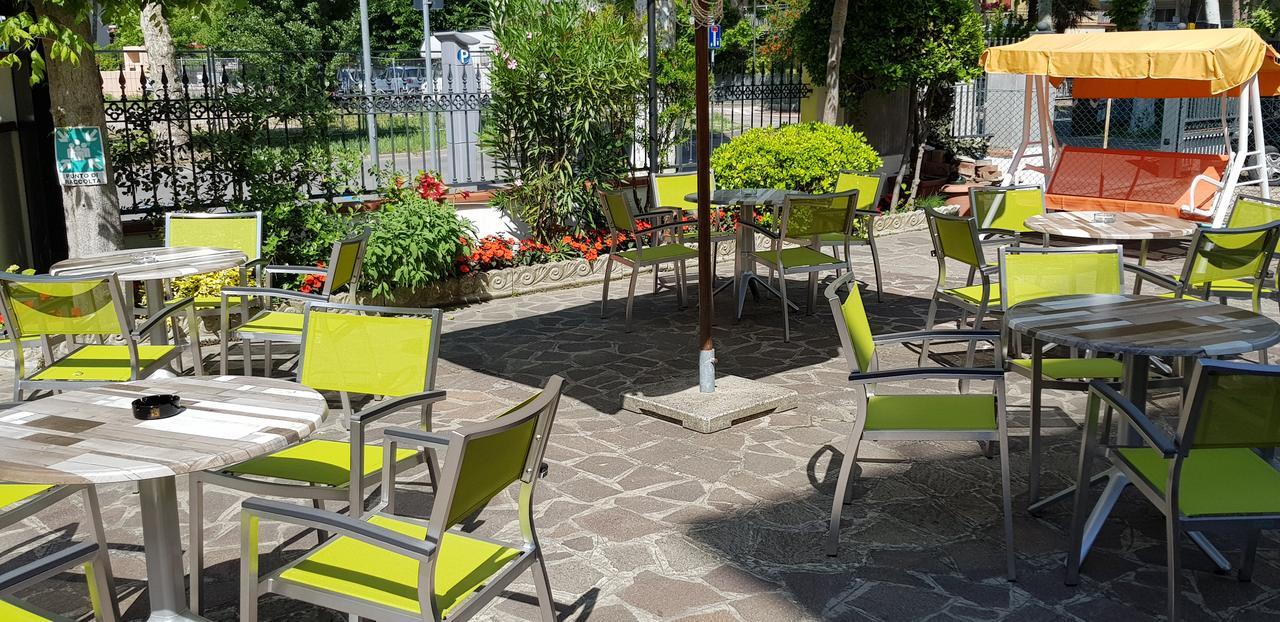 Hotel La Falena Τσέρβια Εξωτερικό φωτογραφία